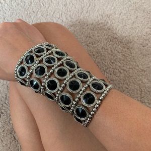 Oversized cuff. Heavy beautiful piece.